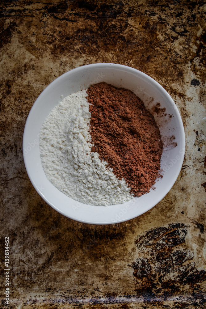 Flour and cocoa powder (powder for baking) - ingredients Flour and cocoa powder (powder for baking) - ingredients