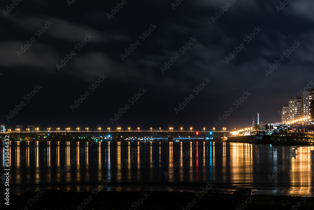 Fototapeta premium Night city