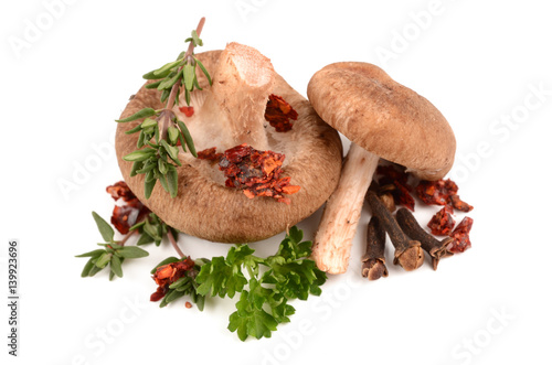 mushrooms with herbs