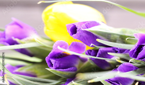Fototapeta Naklejka Na Ścianę i Meble -  ирис цветок фиолетового цвета много как букет 
