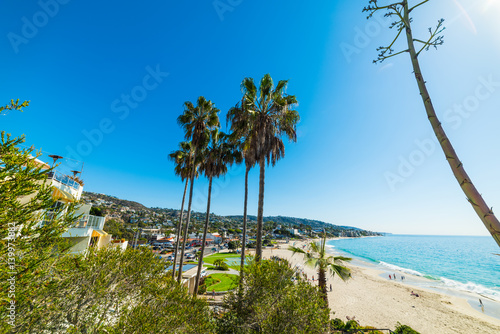 Laguna beach coastline © Gabriele Maltinti
