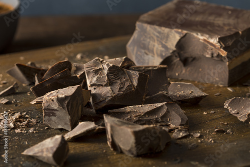 Фотография Organic Semi Sweet Dark Chocolate Chunks