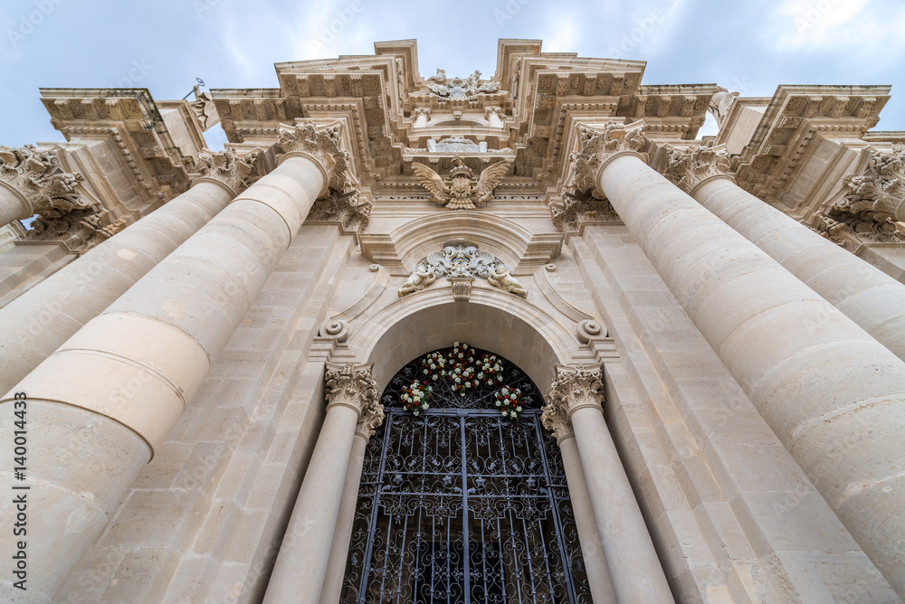 Fototapeta premium Cathedral of Syracuse, loctaed on the Ortygia isle, Sicily island, Italy