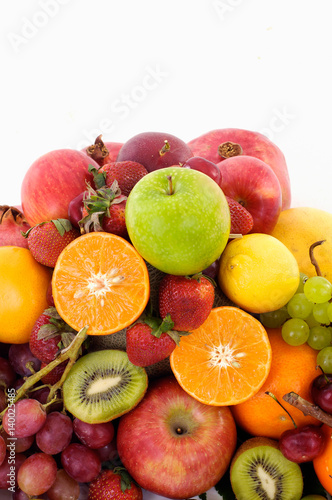 Fototapeta Naklejka Na Ścianę i Meble -  fresh fruits on white background