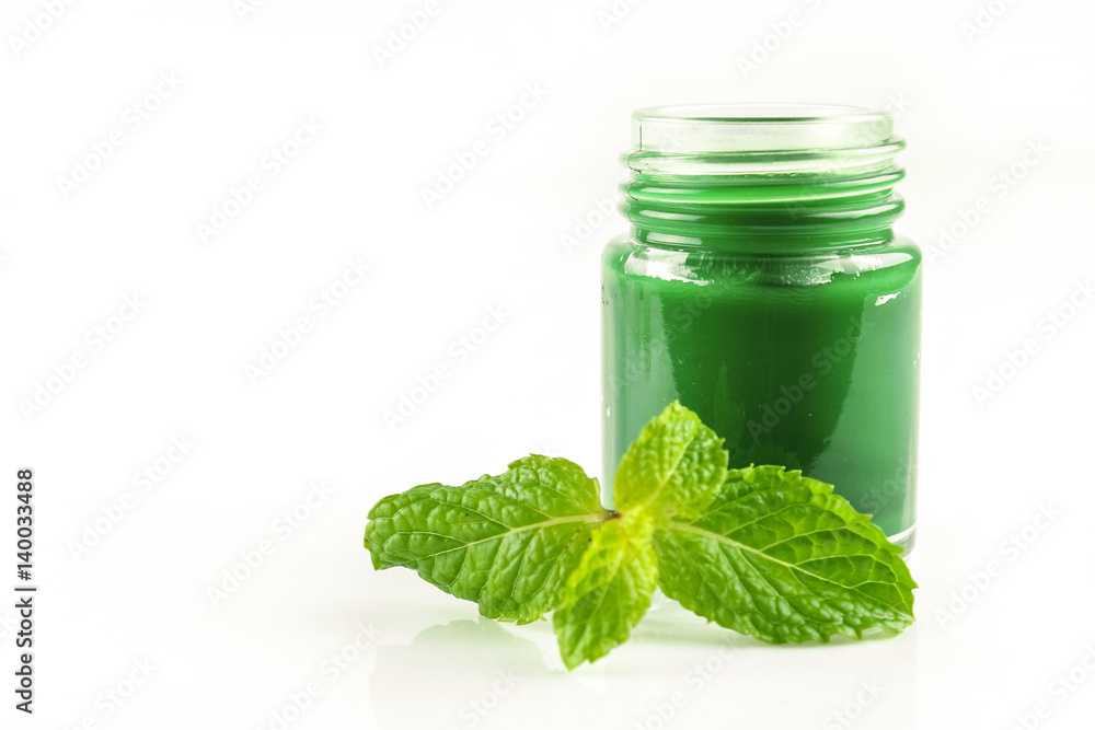 thai natural Clinacanthus nutans balm, for pain relief thai natural Clinacanthus nutans balm, for pain relief