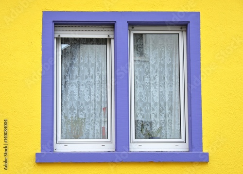 Renoviertes altes Fenster  S  dhessen