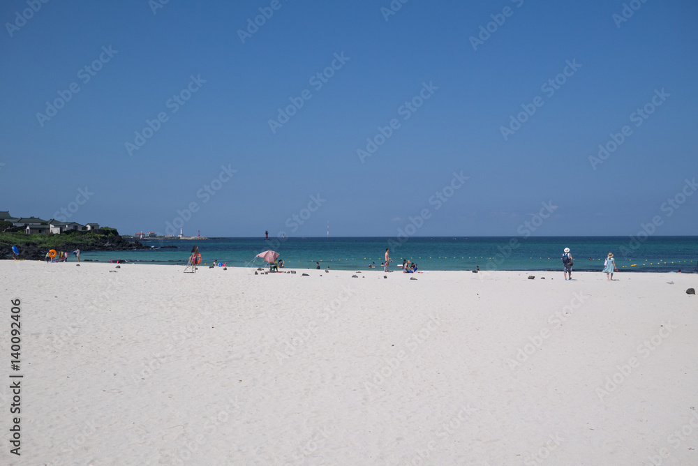 Fototapeta premium Scena z plaży Jeju