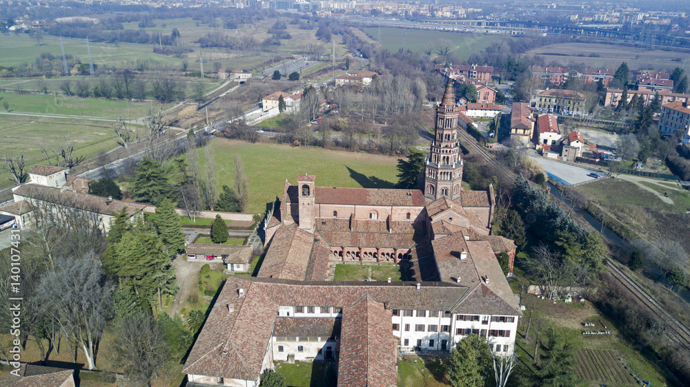 Vista panoramica dell'abbazia di Chiaravalle, monastero, vista aerea, Milano, Lombardia