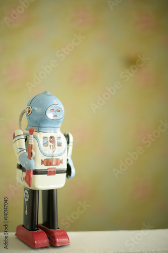 Robot, tin toy