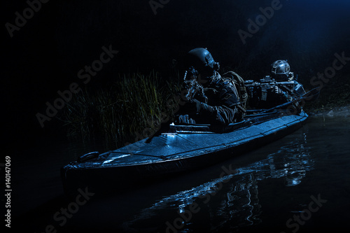 Fotografia Two special forces soldiers in the military kayak