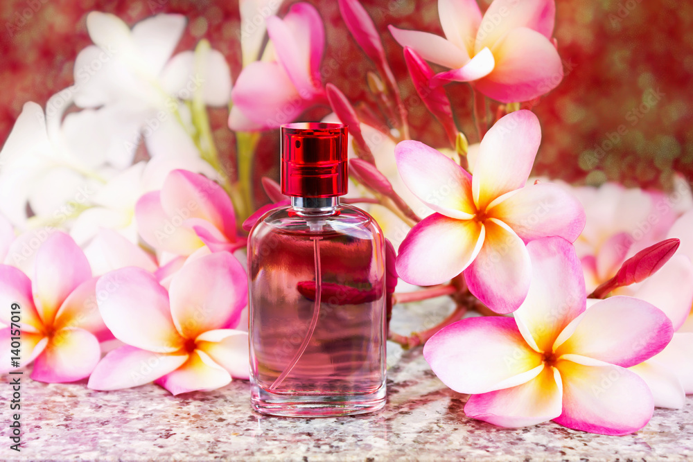 Single bottle of sweet pink fragrant perfume Single bottle of sweet pink fragrant perfume