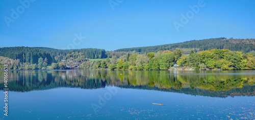 die Listertalsperre im Sauerland NRW Deutschland