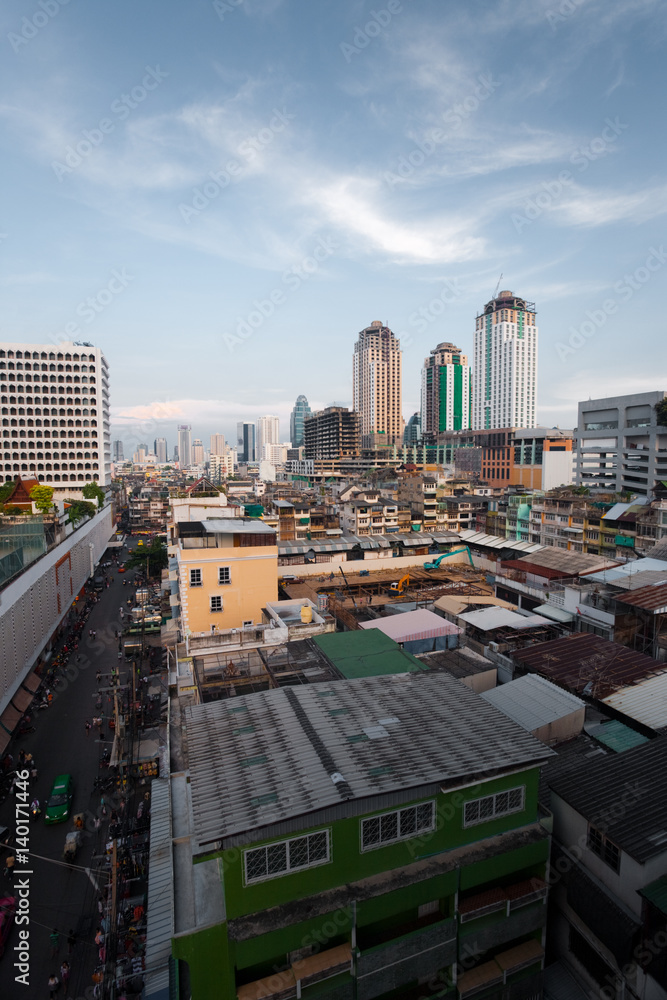 Fototapeta premium Downtown Bangkok Skyline and Cityscape from Pratunam District