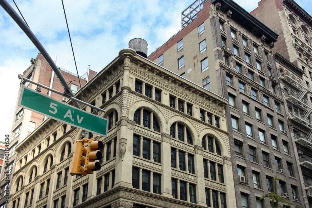 Naklejka premium Fifth avenue