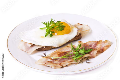 Fried egg with bacon