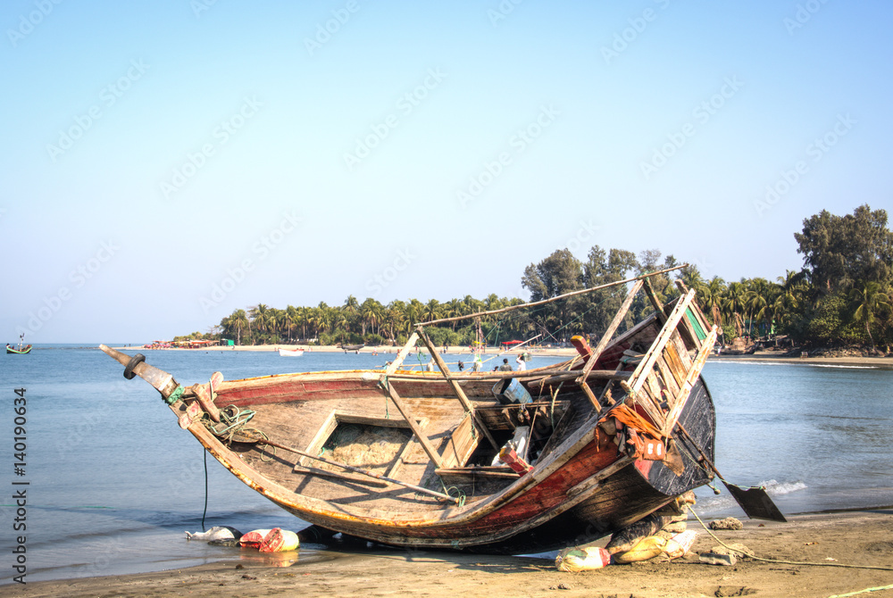 Fishing boats at the coast of Saint Martin's island in the Bay of Bengal in Bangladesh
