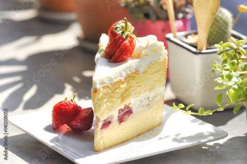 Canvas-taulu strawberry shortcake or strawberry cheesecake