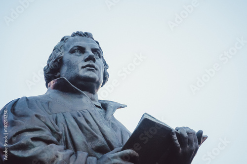 Martin Luther Statue auf de...