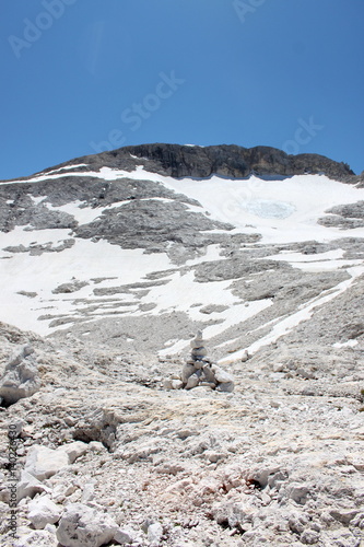 Wallpaper Mural Ghiacciaio dell'altopiano della Fradusta, in fase di scioglimento per causa dell'inquinamento  Torontodigital.ca