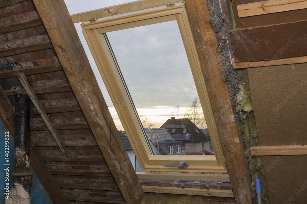 Dachfenster Einbau Stock-Foto | Adobe Stock