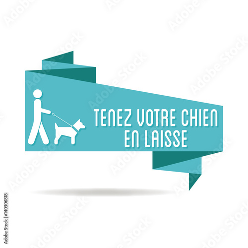 Logo chien en laisse.