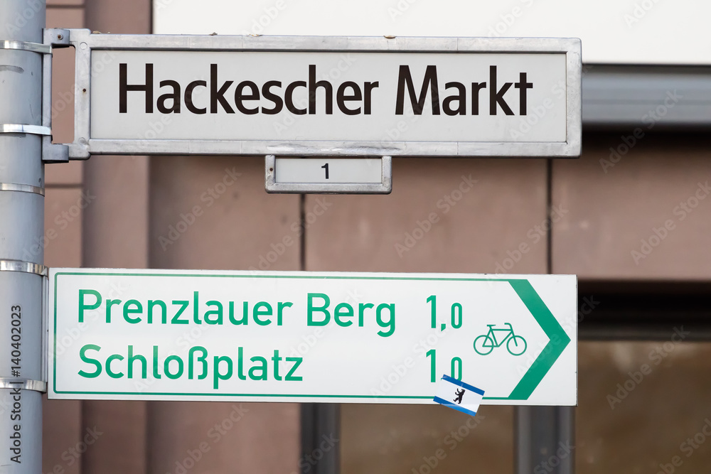Obraz premium Hackescher Markt Berlin Straßenschild