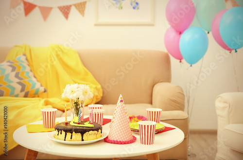 Decorated Birthday room wit...
