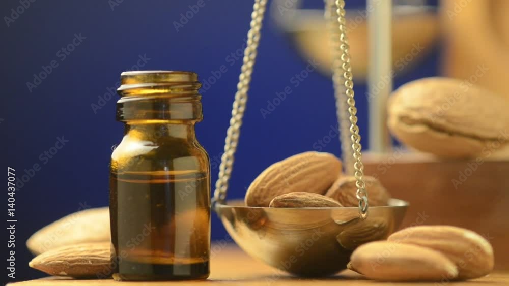 Almond oil Aceite de almendras Olio di mandorle Olejek migdałowy Mandelöl Huile d'amande
Almond oil Aceite de almendras Olio di mandorle Olejek migdałowy Mandelöl Huile d'amande