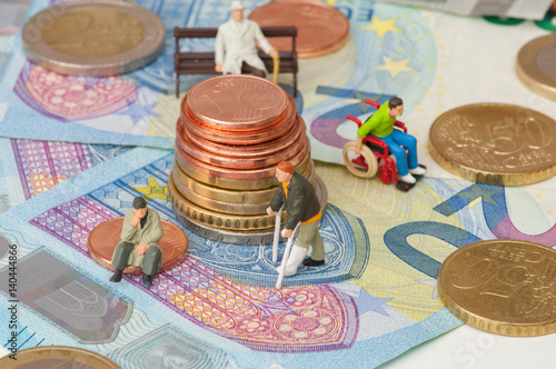 Sozialstaat, Wohlfahrt, Unterstützung