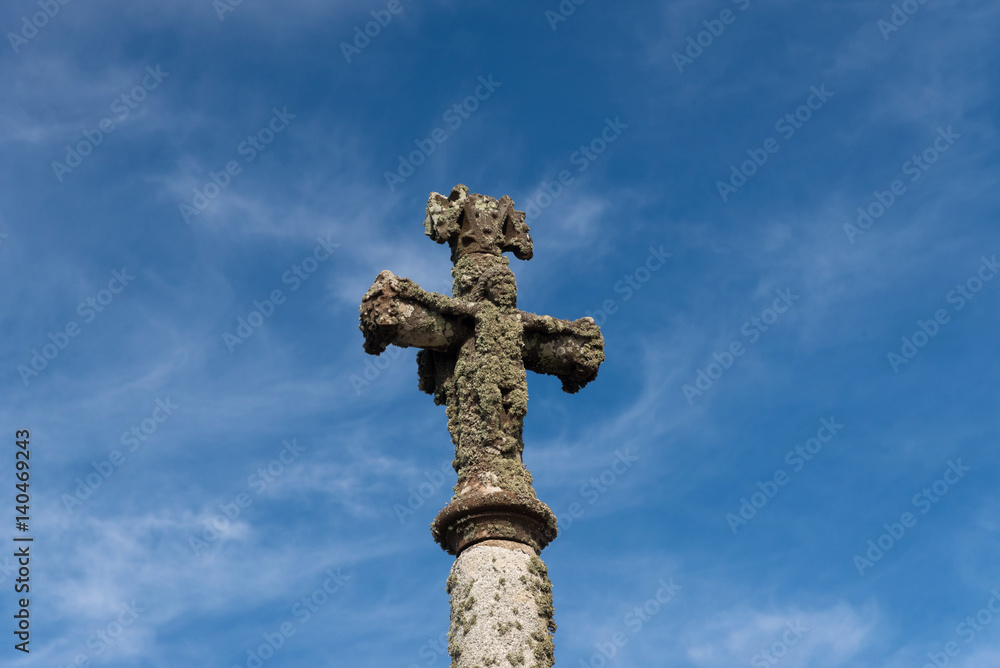 Ein altes Kreuz in Frankreich