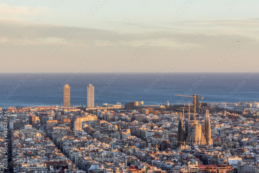 Obraz premium Barcelona cityscape from the Carmel's bunkers