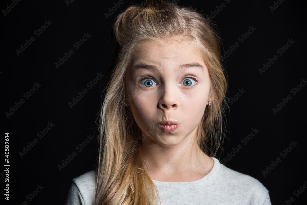 Naklejka premium Cute blonde girl