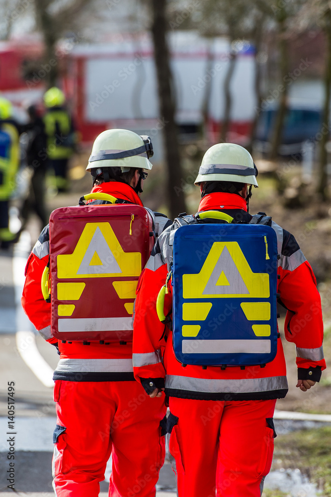 Obraz premium Rettungsdienst an einer Einsatzstelle