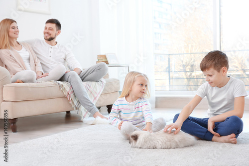 Parents with children and c...