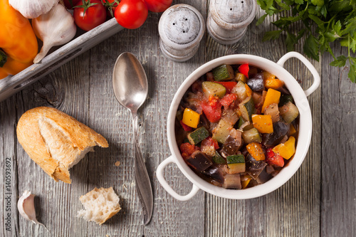 Cuadro en lienzo Ratatouille, classic French stew of summer vegetables
