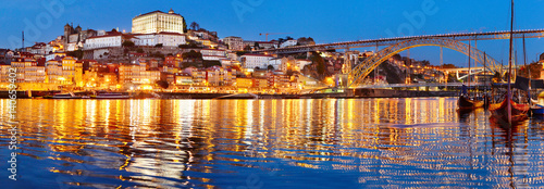 Porto Old Town panorama, Po...