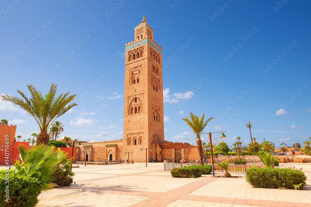 Fototapeta premium Meczet Koutubia w Marakech. Jeden z najpopularniejszych zabytków Maroka