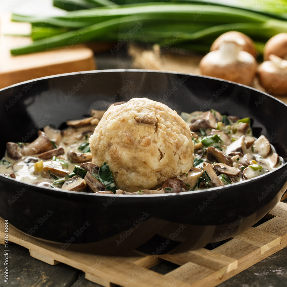 Rahmchampignons - Rezepte Suchen