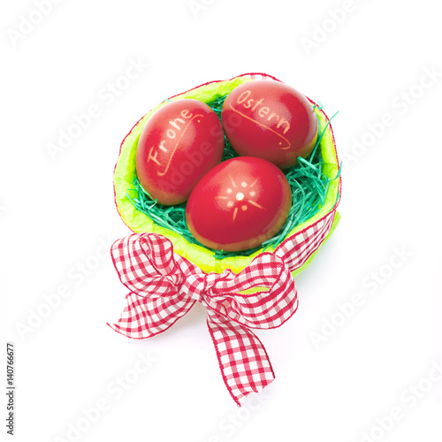 Osternest mit Schleife