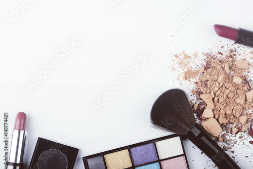 Maquillaje cosméticos  photo