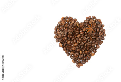 Heart made of coffee beans © elena_fedorina
