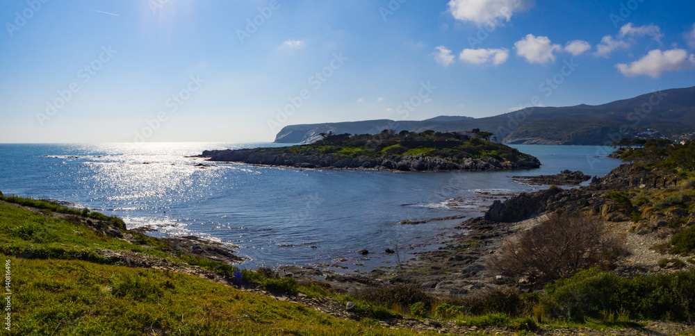 Paisajes de Cadaqués, Costa Brava, paseando en febrero de 2017, Girona, Cataluña Paisajes de Cadaqués, Costa Brava, paseando en febrero de 2017, Girona, Cataluña