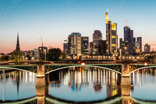 Frankfurt am Main am Abend  Deutschland
