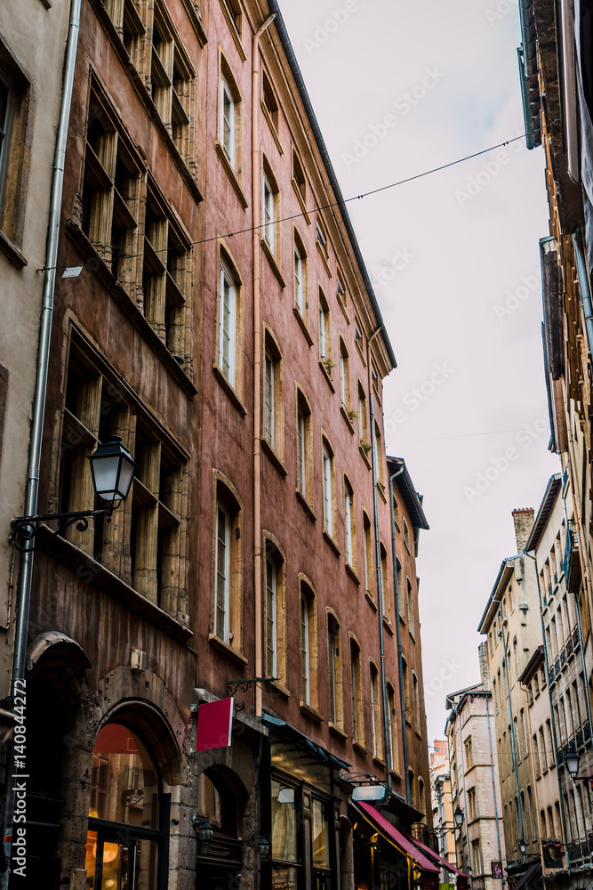 Dans les rues du Vieux Lyon