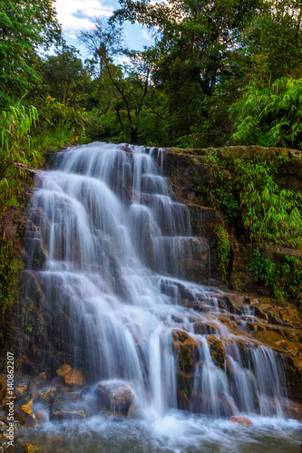 Fototapeta Naklejka Na Ścianę i Meble -  Ban Gioc waterfall in Vietnam
