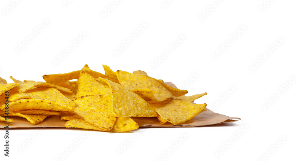 Naklejka premium corn nachos on white background