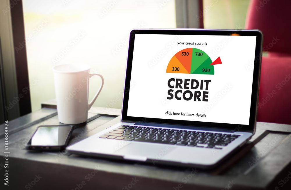 Φωτογραφία CREDIT SCORE (Businessman Checking Credit Score Online and Financial payment Rat