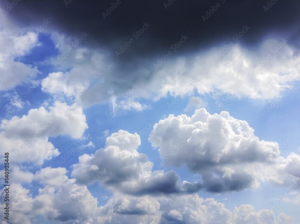 Naklejka premium Dark cloud