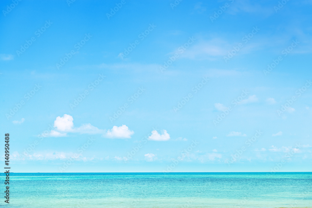 Obraz premium Sea and sky