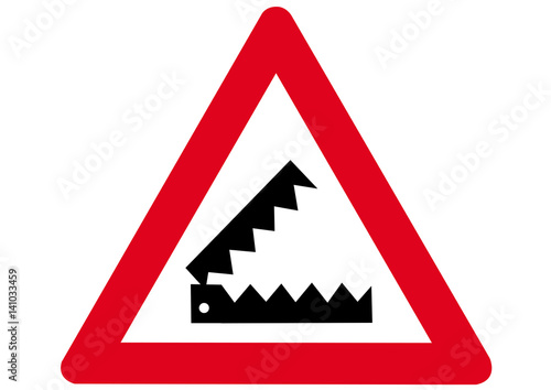 Schild Achtung Tierfalle